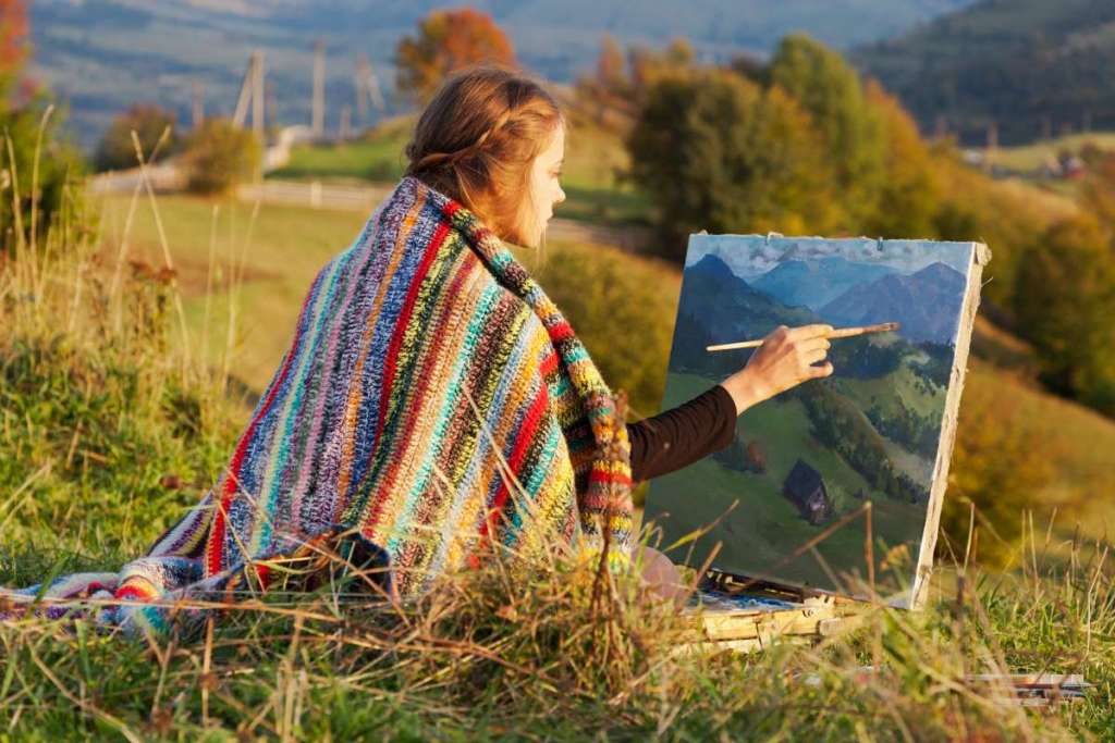 Benefits of doing art outside